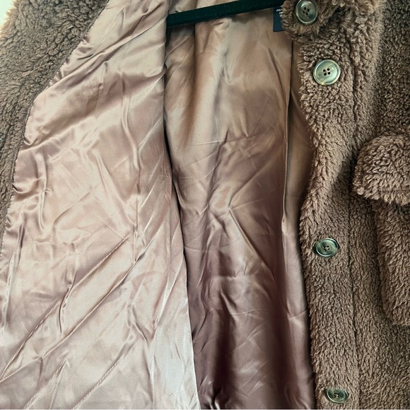 GAP Long Teddy Coat Button Up - Size M - Picture 6 of 9